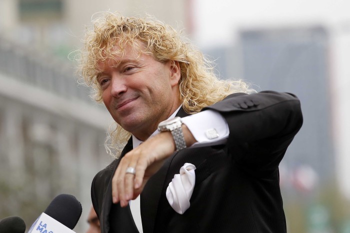 Hijo de Leonardo Farkas se robó las miradas durante actividad filantrópica