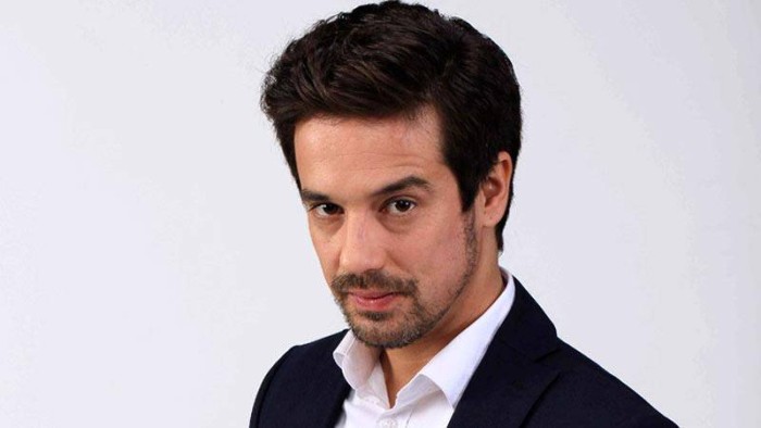 Actor Matías Oviedo comparte nostálgicas fotografías de su infancia en Instagram