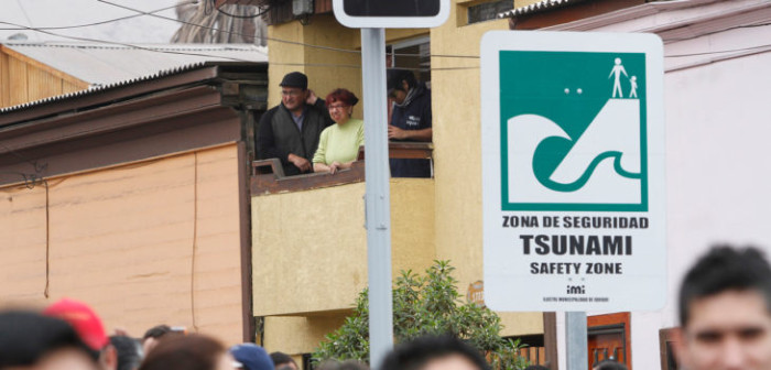 ¿Cuál es la diferencia entre alerta, alarma y estado de precaución de tsunami?