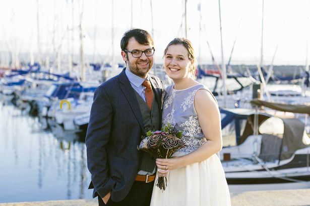 Captura ITV Extraordinary Weddings