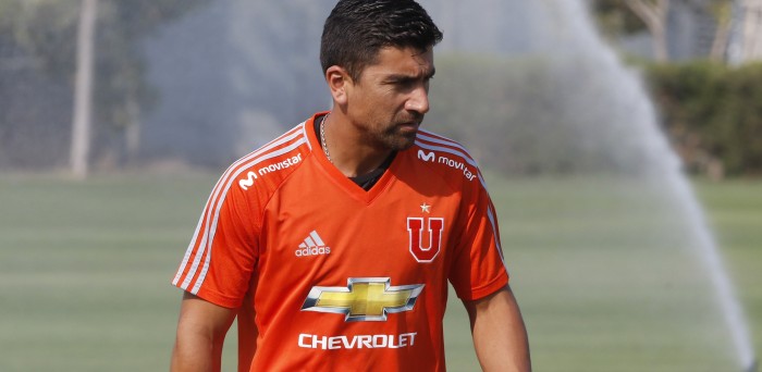 Universidad de Chile oficializó a David Pizarro como su segundo refuerzo