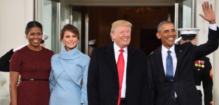 Viral: Así reacción Michelle Obama al recibir regalo de Melania Trump