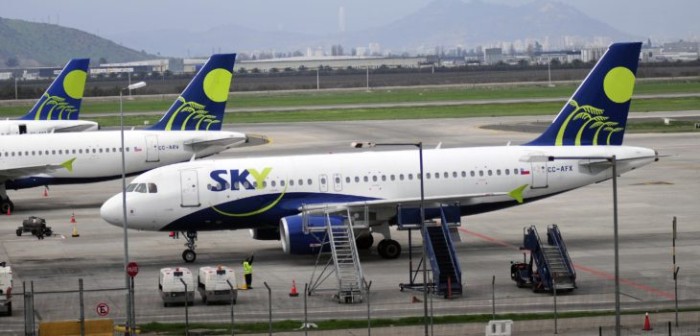 SKY ofrece cupos en sus aviones para trasladar voluntarios a zonas afectadas por incendios