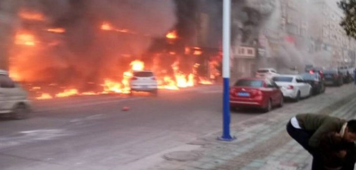 Incendio en un salón de masajes de China deja 18 muertos y una veintena de heridos