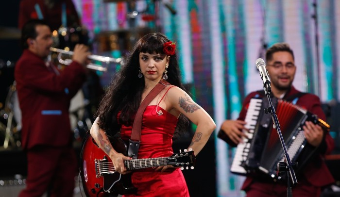 Joven cuya expresión en show de Mon Laferte se convirtió en meme respondió a burlas