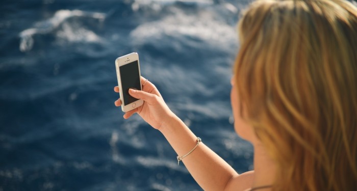 Las selfies cobran cinco veces más vidas que los ataques de tiburón