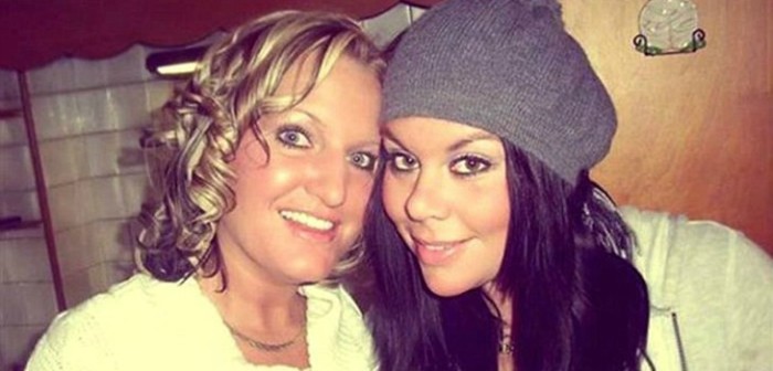 Mujer adoptó a los hijos de su mejor amiga fallecida: hicieron una promesa