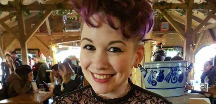 Mujer denuncia discriminación tras ser expulsada de una entrevista por 'poco conservadora'