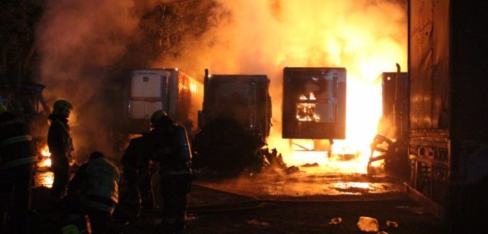 Condenan ataque que dejó 17 camiones quemados en La Araucanía: Es de 