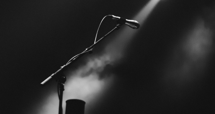 Dos muertos dejó multitudinario concierto de rock en Argentina