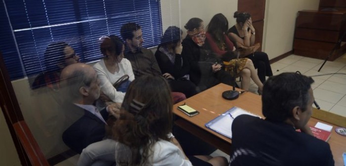 Secta de Colliguay: Descartan delirios místicos y condenan a madre a 5 años de cárcel