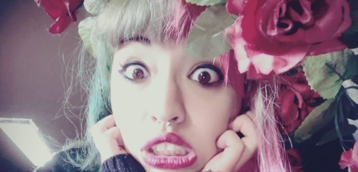 Joven del famoso meme en show de Mon Laferte en Viña denunció a MCC ante el CNTV