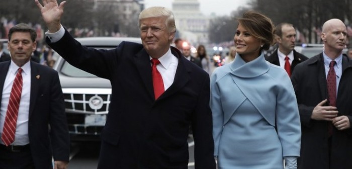 Imagen oficial de Melania Trump generó críticas en redes por el excesivo retoque digital