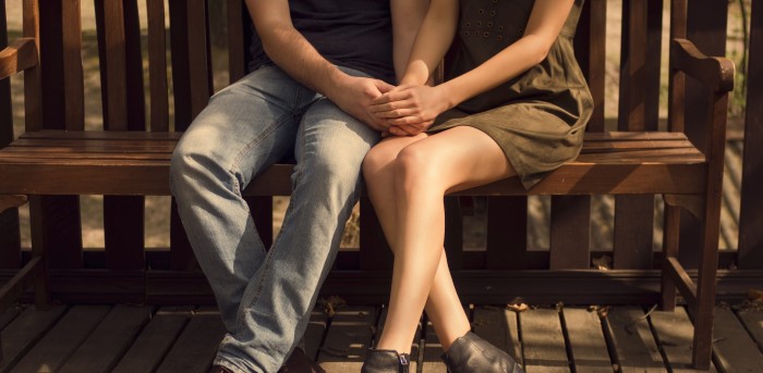 Marido y mujer querían convertirse en padres pero exámenes revelaron que eran mellizos