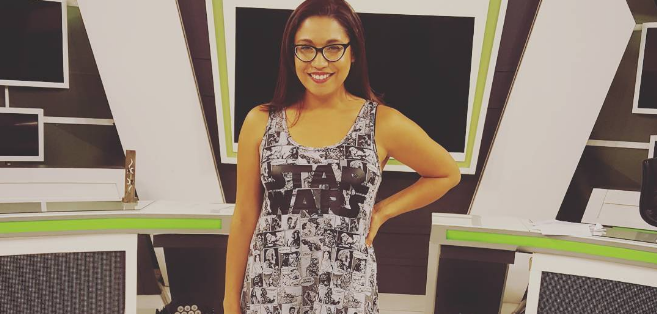 Alejandra Valle utilizó llamativa polera tras sufrir intento de robo