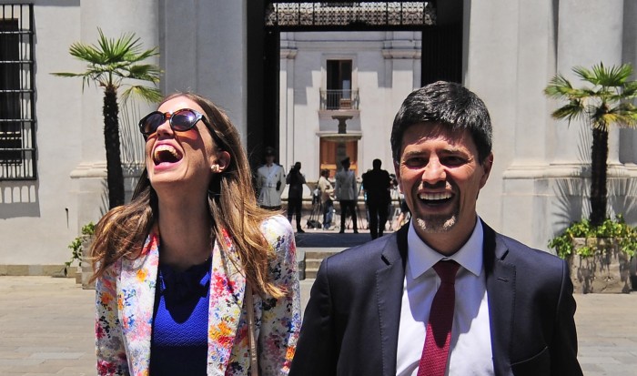 Millaray Viera enternece a seguidores de Instagram con bella imagen de su hija y pareja