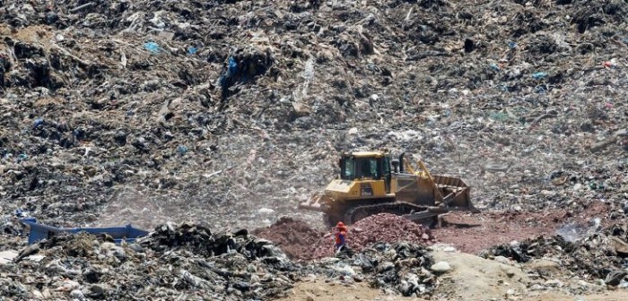 Trabajador muere tras ser aplastado por camión en retroceso en relleno Santa Marta