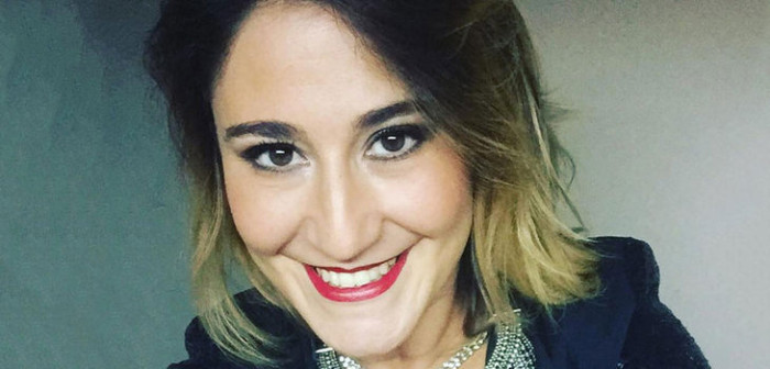 Belén Mora sacó risas con particular parodia de sexis fotos de Kel Calderón y Vesta Lugg