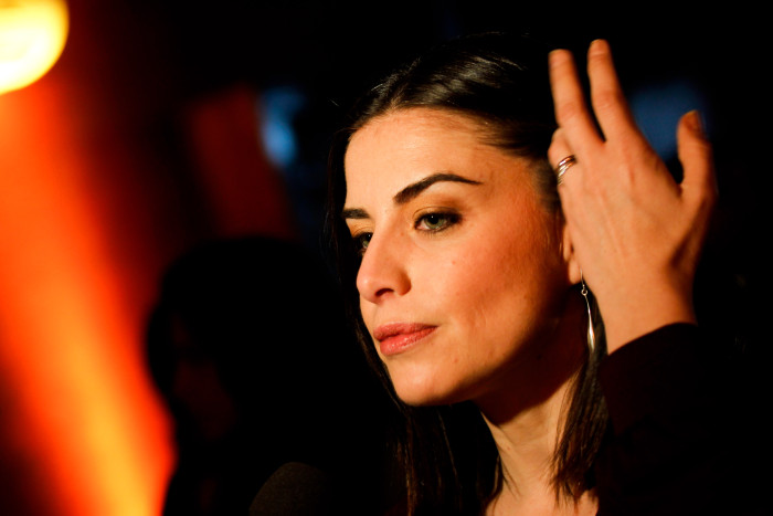 Ingrid Cruz deleita a sus seguidores en redes con tierna foto de su niñez