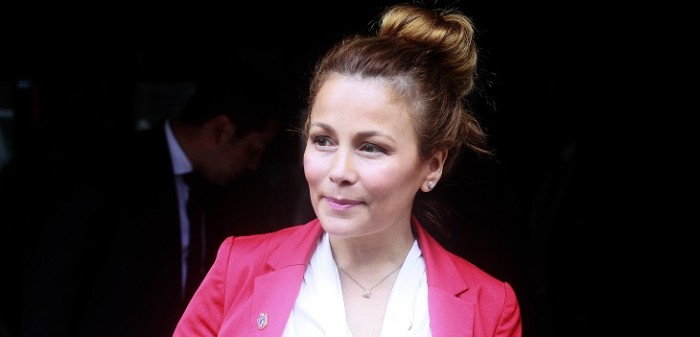 Cathy Barriga es acusada de censurar a concejala durante sesión municipal