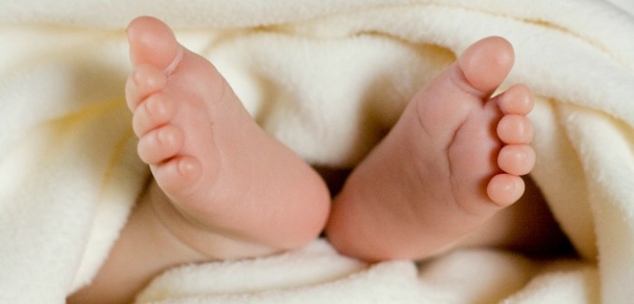 Madre que publicó fotos de su bebé sin vida jamás imaginó la terrible consecuencia