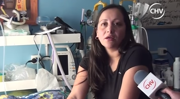 Leonardo Farkas ofrece millonaria ayuda a madre de niño enfermo que no puede pagar la luz