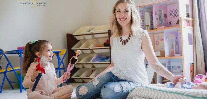 Madre retrató su depresión postparto y entregó fuerte mensaje a otras mujeres