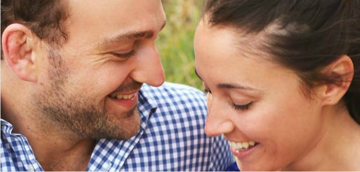 Desgarradora imagen de madre junto a sus gemelos sin vida conmovió a Internet