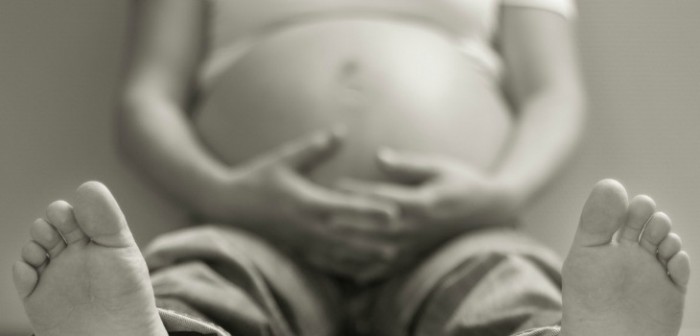 Mujer que intentó ser madre durante 17 años dio a luz a sixtillizos: 3 niñas y 3 niños