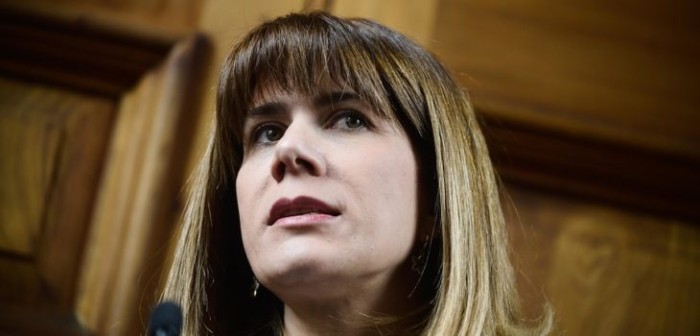 Exministra Rincón asegura que vivió difícil momento económico tras dejar la política