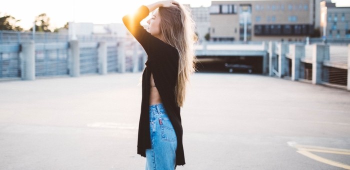 Esta es la aplicación de moda que no puede faltar en tus prendas de vestir