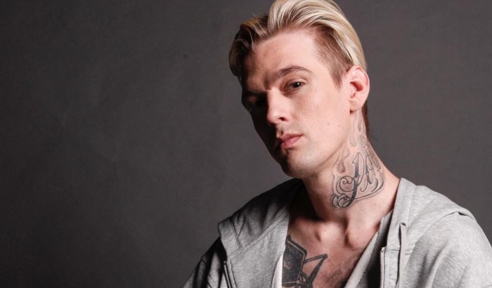 Tras recibir críticas por su extrema delgadez: Aaron Carter fue hospitalizado en New York
