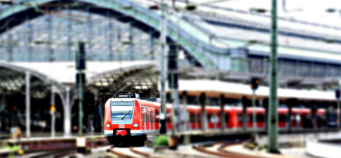 Detienen a actor que ensayaba en baño de tren en Francia tras confundirlo con terrorista