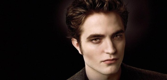 Robert Pattinson como Edward Cullen en saga "Crepúsculo"