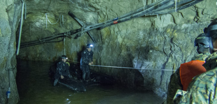 Mineros atrapados: submarino de alta tecnología se suma a labores de búsqueda