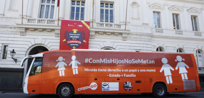 El duro troleo de Pullman Bus al polémico Bus de la Libertad: se cuadró con la diversidad