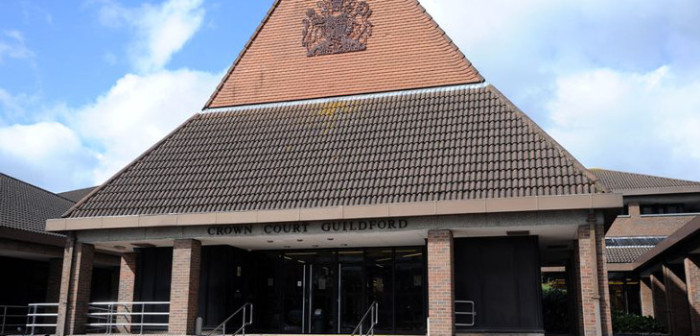 Chileno se ganó feroz reto de parte de juez británico: robó tras una semana en el país