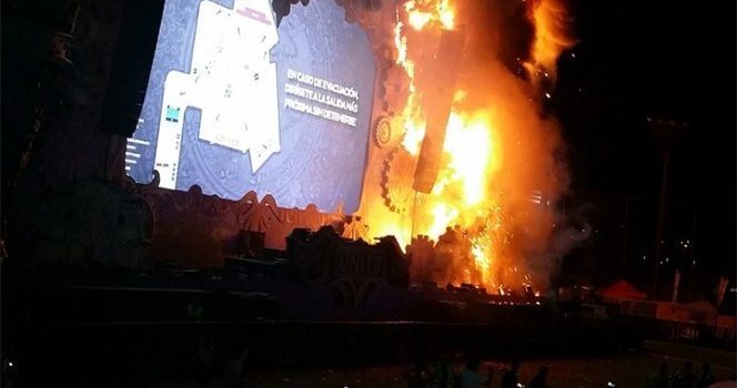 Incendio en festival Tomorrowland obliga a evacuar a más de 22 mil personas en Barcelona