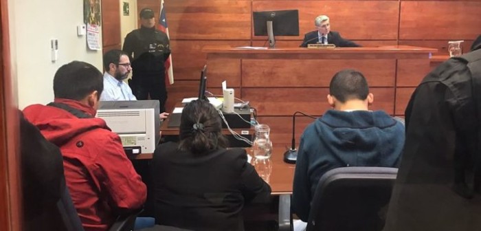 Investigación: siguen detenidos excarabineros acusados de brutal golpiza en Puerto Natales
