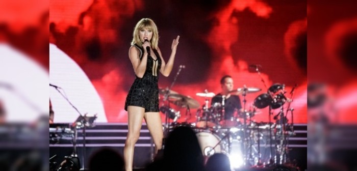 Madre de Taylor Swift reveló detalles de la agresión sexual que sufrió la cantante