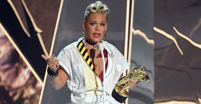 El poderoso mensaje de Pink sobre la diversidad en los VMAs: se lo dedicó a su hija