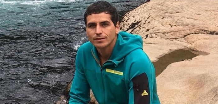 El inconveniente que enfrenta Pangal Andrade a pocos meses de terminar su casa sustentable