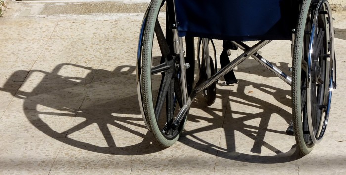 El triste testimonio de joven en silla de ruedas al que se le negó subir al Transantiago