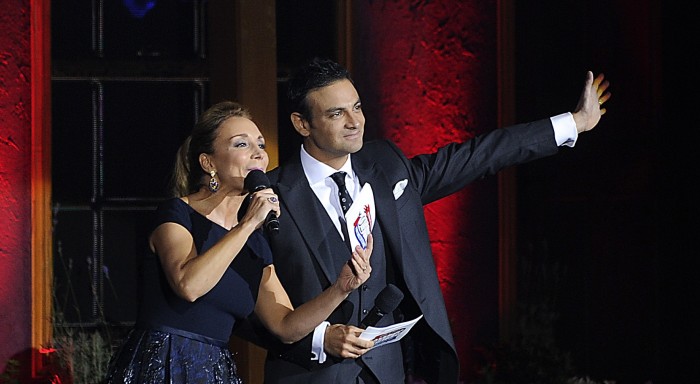 Gonzalo Ramírez y Karen Doggenweiler liderarán la nueva franja cultural de TVN