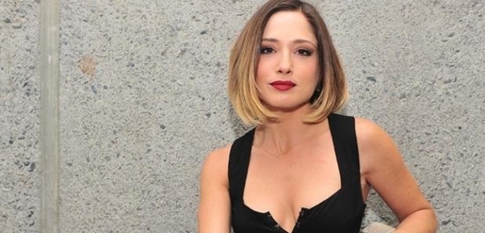 Mane Swett saca risas en Instagram al posar con divertido disfraz de completo