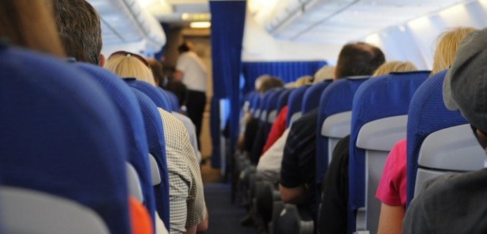 La insólita manera en que un pedófilo fue descubierto por pasajera de avión