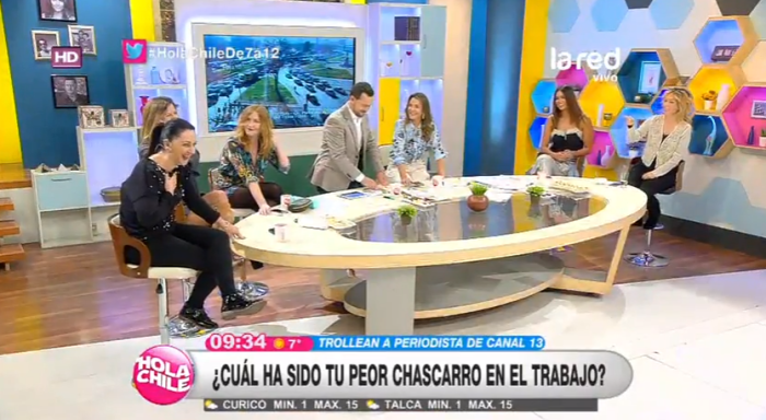 Renata Bravo protagonizó osado momento en Hola Chile: besó a Pauli Rojas y Cony Roberts