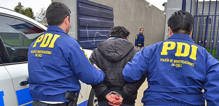 Niña de 13 años quedó embarazada tras ser violada por su padrastro: el hombre fue detenido