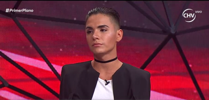 Look 'andrógino' de Leo Méndez en 'Primer Plano' desató peculiar comparación