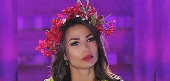 Modelo Lisandra Silva conquistó con revelador vestido en alfombra roja de festival de cine